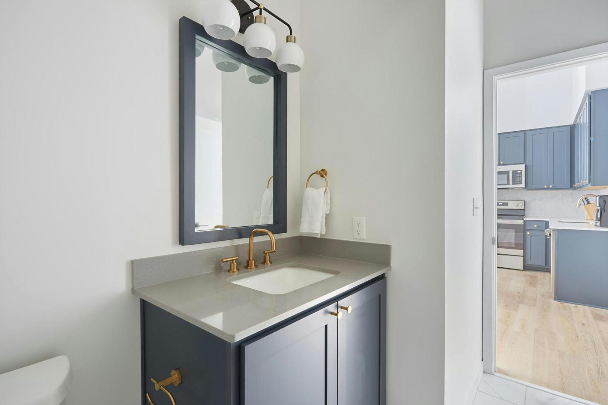 ניו אורלינס Sonder By Marriott Bonvoy The Vitascope Apartments French Quarter מראה חיצוני תמונה